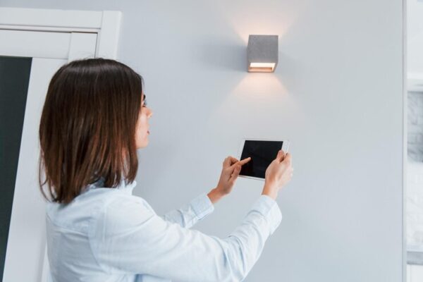How Lighting Control Can Improve Workplace Productivity